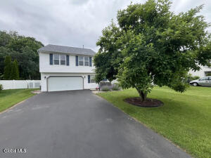 1104 Regal Court Glenville, NY 12302