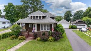 256 Mohawk Drive Tribes Hill, NY 12177