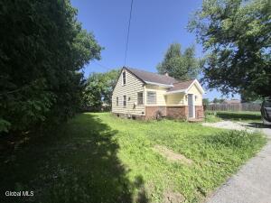 27 Division Street Kingsbury, NY 12839