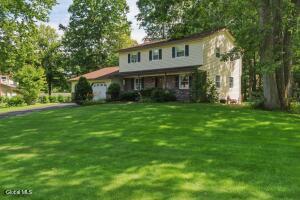 42 Brookline Drive Clifton Park, NY 12065