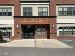 733 Broadway Albany, NY 12207