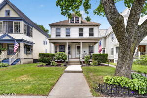 1071 Parkwood Boulevard Schenectady, NY 12308