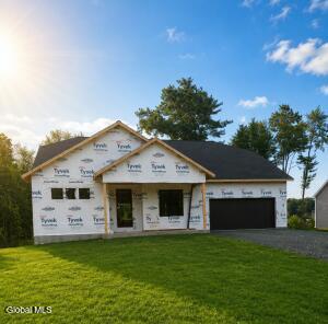 5 Angeles Avenue Saratoga Springs, NY 12866