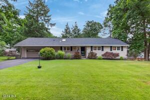 25 Patricia Lane Rexford, NY 12148