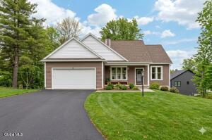 27 Woodland Hill Road Wynantskill, NY 12198