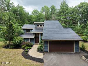 71 Edie Road Saratoga Springs, NY 12866