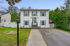 37 Wicken Square Albany, NY 12205