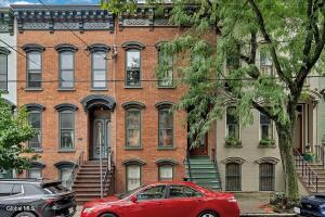396 Hamilton Street Albany, NY 12210