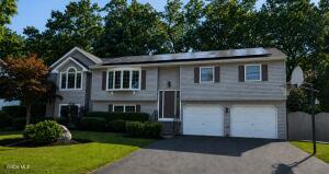 19 Skyline Drive Latham, NY 12110