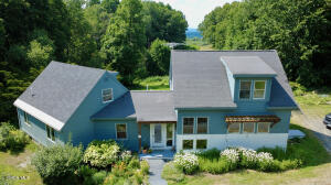 78 Condon Road Stillwater, NY 12170