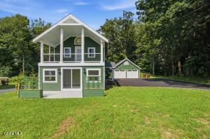 335 Maple Road Slingerlands, NY 12159