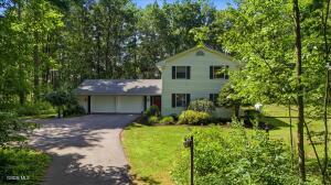 43 Grace Moore Road Saratoga Springs, NY 12866