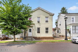 34 2nd Street Waterford, NY 12188