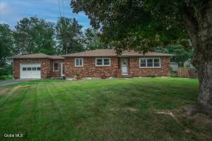 5 Hewitt Street Mechanicville, NY 12118