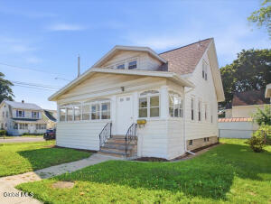 16 Roosevelt Street Albany, NY 12206
