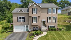 34 Lindsay Drive Troy, NY 12180