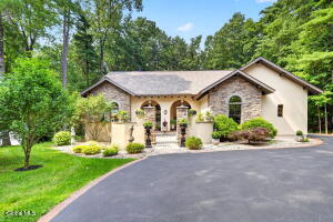 6 Jones Road Saratoga Springs, NY 12866