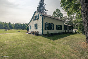 7133 Fish House Road Galway, NY 12074