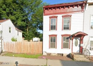 487 5th Avenue Troy, NY 12182