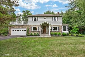 28 Loudon Parkway Loudonville, NY 12211