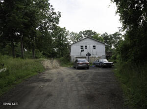 165 Conrad Lane Earlton, NY 12058