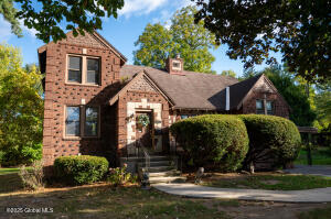1010 N Country Club Drive Niskayuna, NY 12309