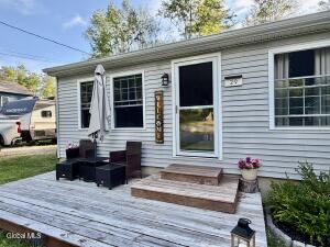 29 Knobhill Road Averill Park, NY 12018