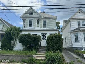 825 Bradt Street Schenectady, NY 12306