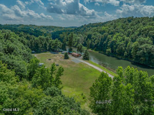 213 Fiddlers Elbow Road Greenwich, NY 12834