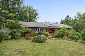 66 S Van Leuvan Drive Rensselaer, NY 12144