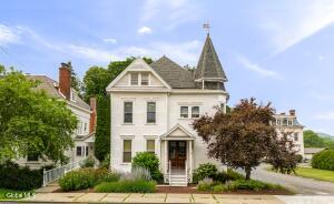 437 E Allen Street Hudson, NY 12534