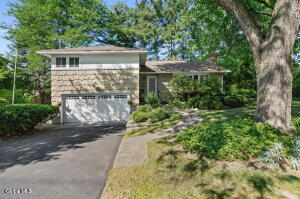 401 Greenway Albany, NY 12208