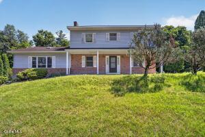 7 Huntington Parkway Ballston Lake, NY 12019