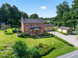 201 Kingsley Road Burnt Hills, NY 12027