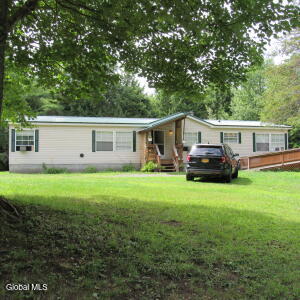 75 Military Road Edinburg, NY 12134