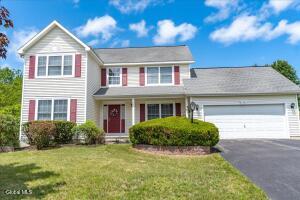 14 Heather Drive Clifton Park, NY 12065