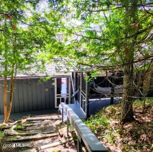 5269 Sagamore Road Putnam Station, NY 12861