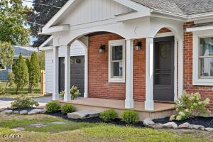 35 Schuyler Drive Saratoga, NY 12866