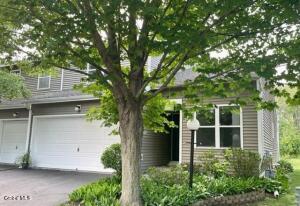 98 Harvard Road Watervliet, NY 12189