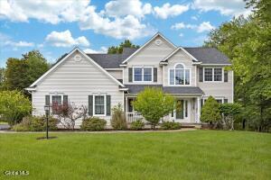 2 Brookhaven Lane East Greenbush, NY 12061