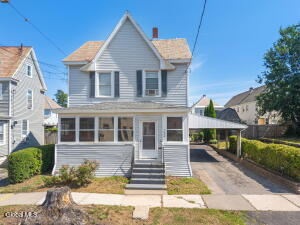 1029 Forest Road Schenectady, NY 12303