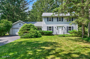 412 Persimmon Drive Schenectady, NY 12303