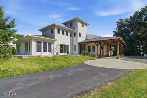41 Mountain Way Troy, NY 12182