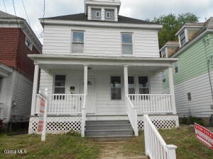 1745 Becker Street Schenectady, NY 12304
