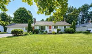 27 Woodside Drive Burnt Hills, NY 12027