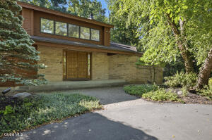 37 Covington Court Niskayuna, NY 12309