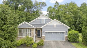 19 Braxton Court Waterford, NY 12188