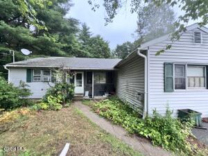 55 Merrit Road Road Moreau, NY 12803