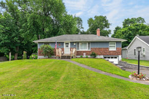 27 Asprion Road Glenmont, NY 12077