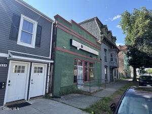 654 2nd Avenue Troy, NY 12182
